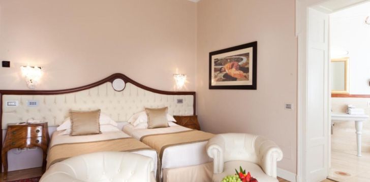 Apgyvendinimas 5* GRAND HOTEL RIMINI