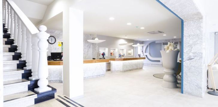 Apsistokite HOTEL IBERSOL SORRA D'OR viešbutyje už gerą kainą.