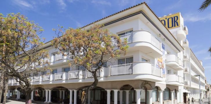 Apsistokite HOTEL IBERSOL SORRA D'OR viešbutyje už gerą kainą.