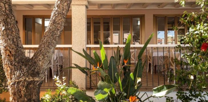 Viešbutis DONATELLA HOTEL POSADA įsikūręs Italija.