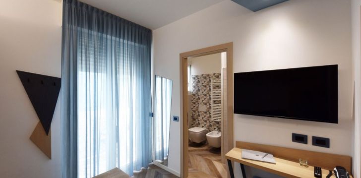Atostogos Italija – apsistokite viešbutyje COLOR HOTEL RIMINI