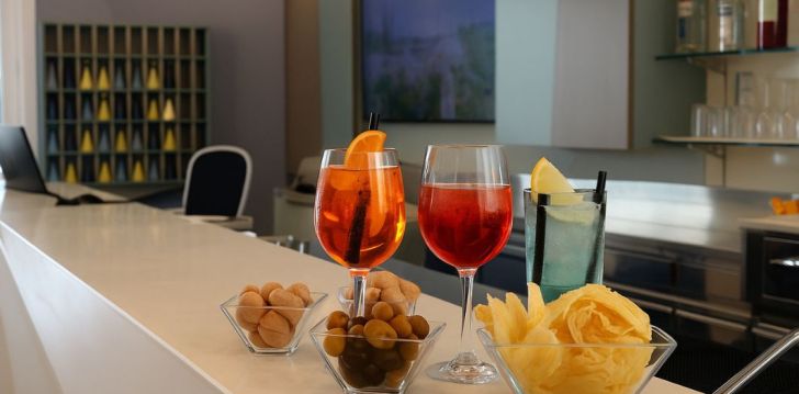 Tavo atostogos prasideda viešbutyje COLOR HOTEL RIMINI