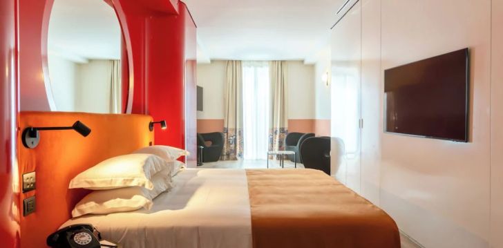 Apsistokite DUOMO HOTEL viešbutyje už gerą kainą.