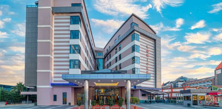 Apsistokite LONICERA PREMIUM HOTEL viešbutyje už gerą kainą.