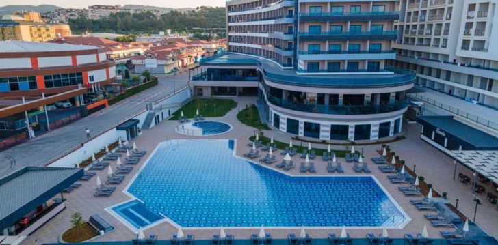 Apsistokite LONICERA PREMIUM HOTEL viešbutyje už gerą kainą. 