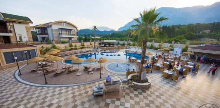 Tavo atostogos prasideda viešbutyje ELAMIR RESORT HOTEL