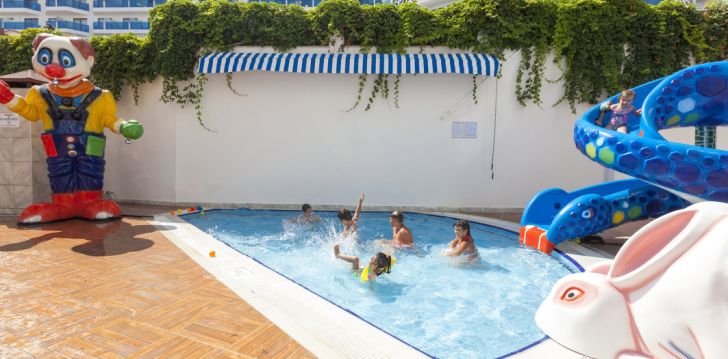 Apgyvendinimas 5* NARCIA RESORT SIDE