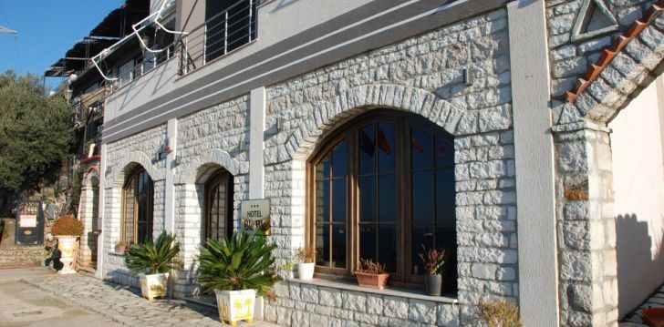 Apsistokite BLE BLE HOTEL viešbutyje už gerą kainą.