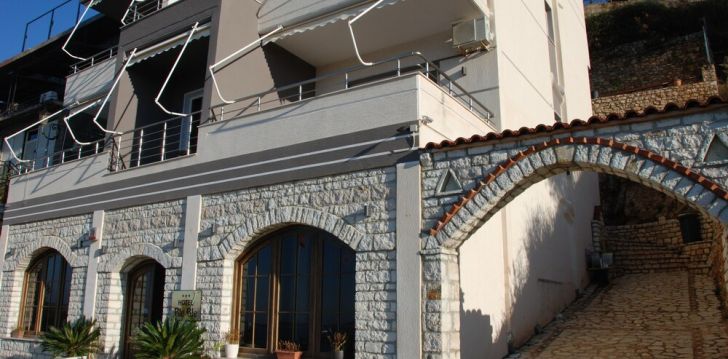 Planuoji kelionę į Albanija? apsistokite 3 viešbutyje BLE BLE HOTEL.
