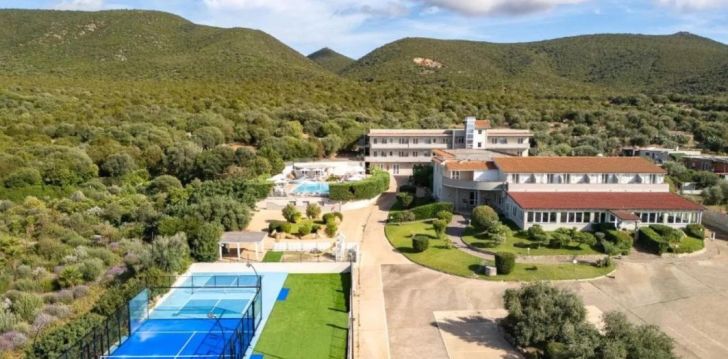 Atostogos Italija – apsistokite viešbutyje LU' HOTEL PORTO PINO