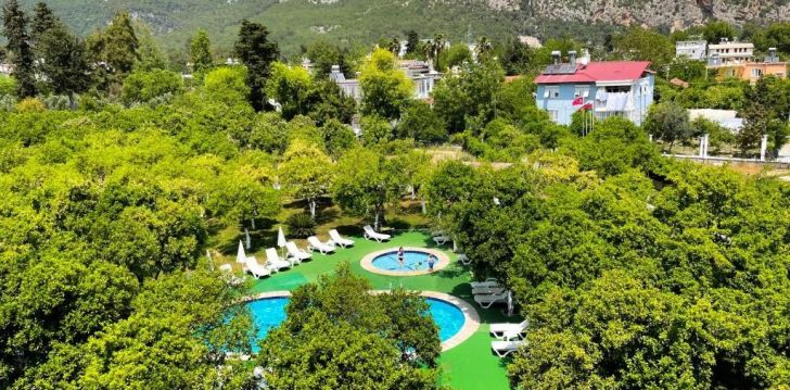 Atsipalaiduokite kalnų apsuptyje CASTLE PARK HOTEL Turkijoje! 4
