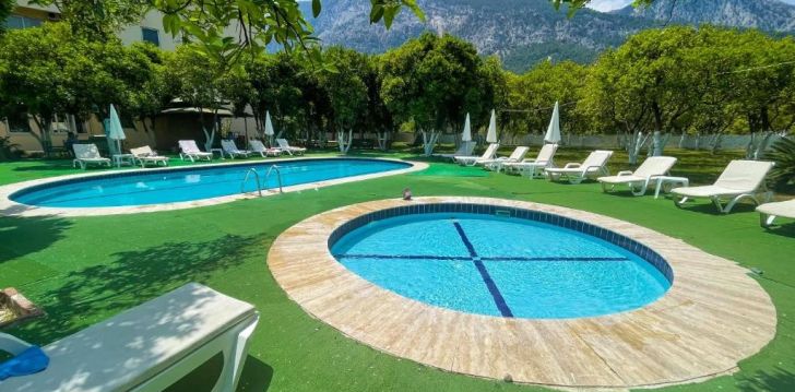 Atsipalaiduokite kalnų apsuptyje CASTLE PARK HOTEL Turkijoje! 2