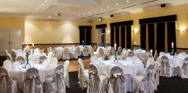 Viešbutis PARK INN BY RADISSON SHANNON įsikūręs Airija. 