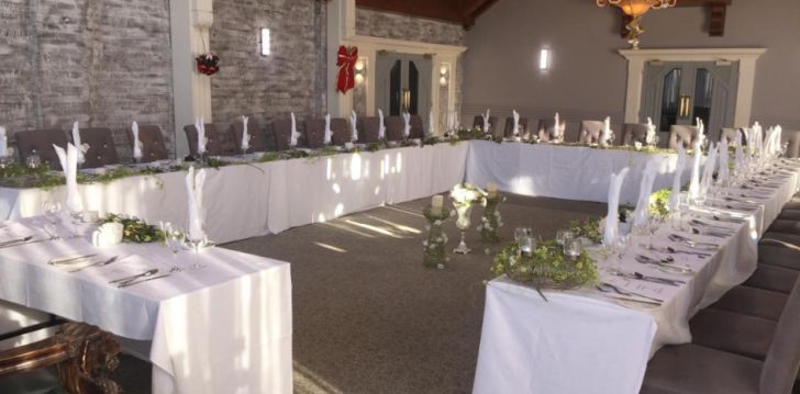 Patogus viešbutis jūsų kelionei – 4* TREACYS OAKWOOD HOTEL