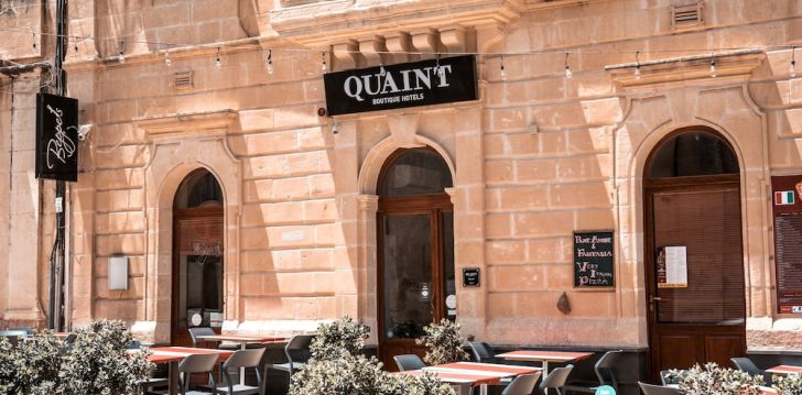 Apsistokite QUAINT BOUTIQUE HOTEL SANNAT viešbutyje už gerą kainą. 