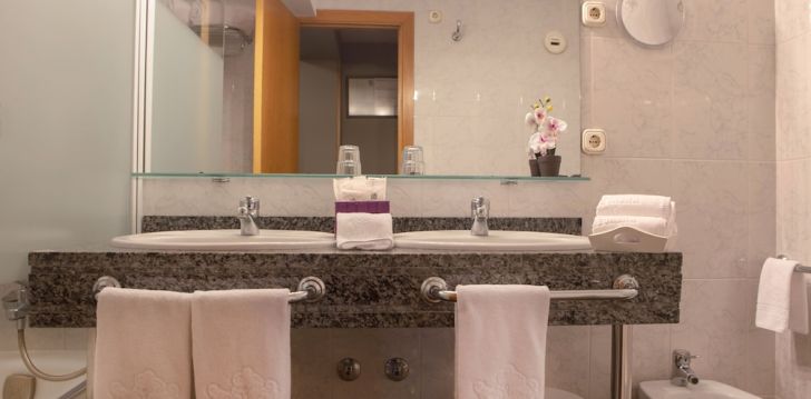 Patogus viešbutis jūsų kelionei – 4* HOTEL EUREKA