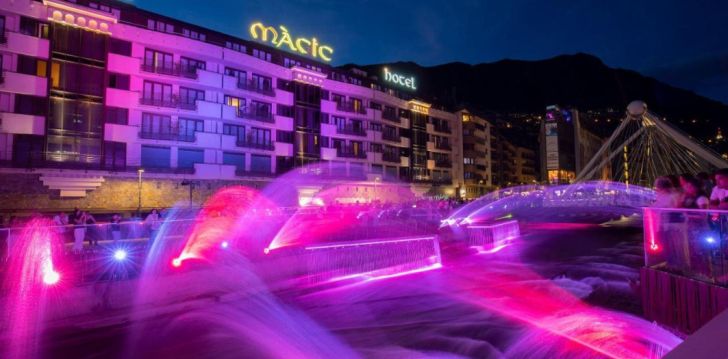 Apsistokite HOTEL MAGIC ANDORRA viešbutyje už gerą kainą. 