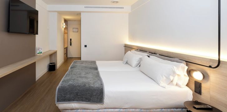 Apsistokite TULIP INN ANDORRA DELFOS HOTEL viešbutyje už gerą kainą.
