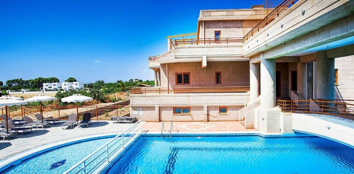 viešbutis LEDRAS BEACH HOTEL įsikūręs Graikija.