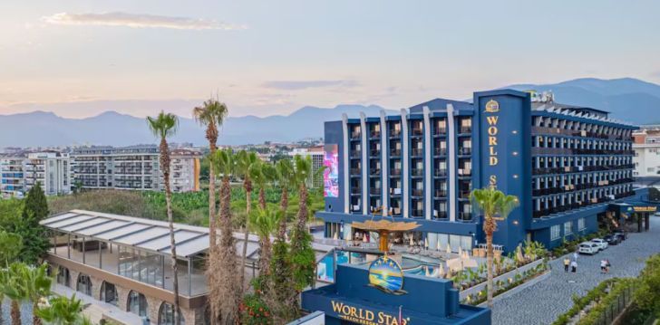 Apsistokite WORLD STAR BEACH RESORT & SPA viešbutyje už gerą kainą.