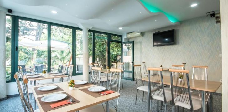 Planuoji kelionę į Juodkalnija? apsistokite 4 viešbutyje GIARDINO HOTEL. 