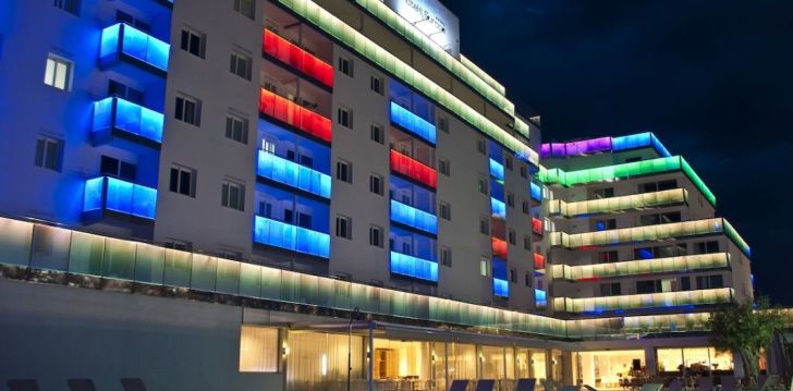 Jaukus viešbutis HOTEL EUROPA SPLASH & SPA, jūsų atostogoms