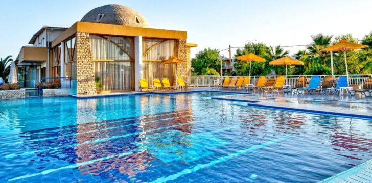 Atostogos Graikija – apsistokite viešbutyje KAVROS RESORT