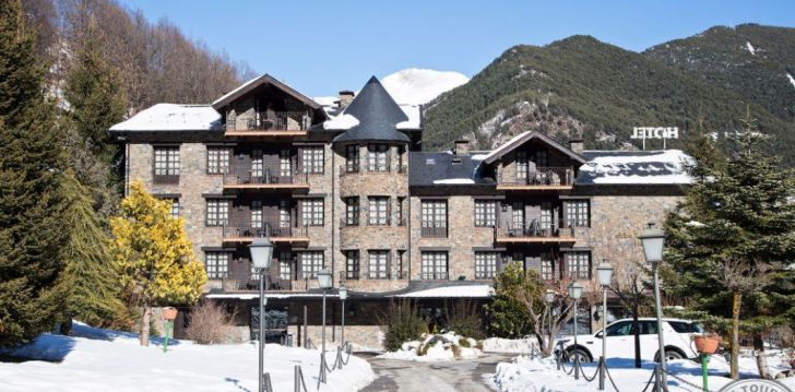Apsistokite ABBA XALET SUITES HOTEL viešbutyje už gerą kainą. 