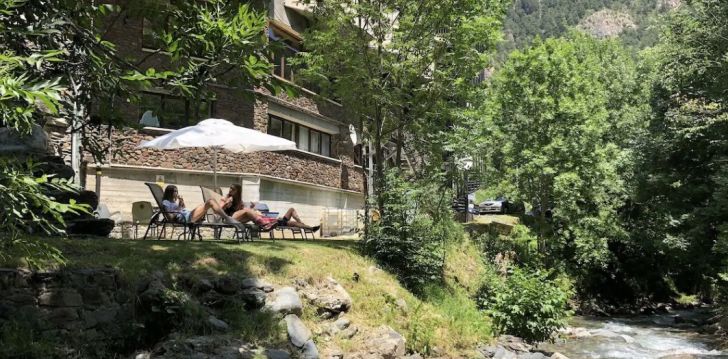 Nepraleisk progos pailsėti už gerą kainą - viešbutyje HOTEL PALARINE