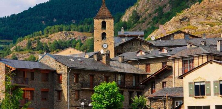 Tavęs laukia poilsis Andora įsikūrusiame HOTEL SANTA BARBARA DE LA VALL D'ORDINO