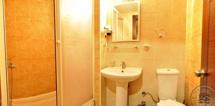 Apsistokite ERKAL RESORT HOTEL viešbutyje už gerą kainą. 