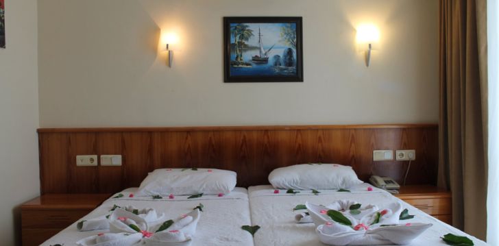 Jaukus viešbutis TAL BEACH HOTEL, jūsų atostogoms