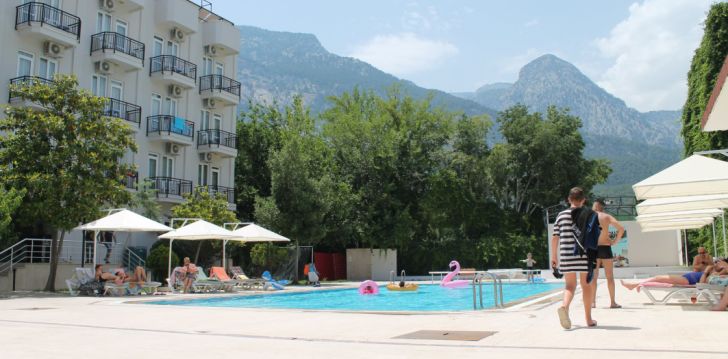 Apgyvendinimas 3* TAL BEACH HOTEL