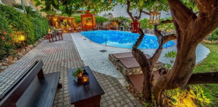 ROXANI HOTEL - klientų vertinamas, kaip geras kainos ir kokybės santykis. 