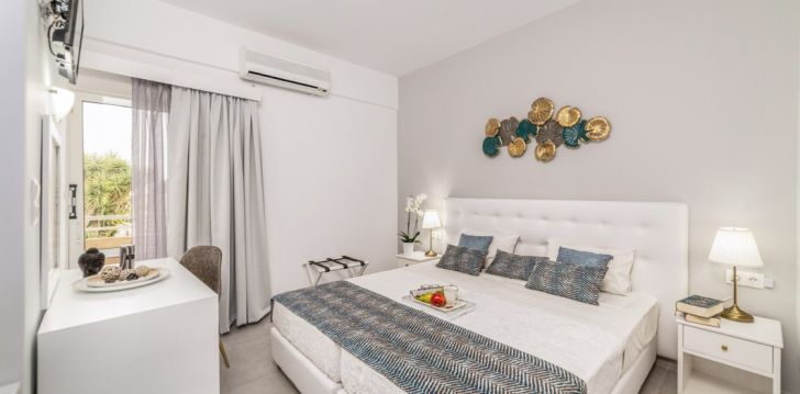 Rinkitės viešbutį ROXANI HOTEL kelionei į Graikija