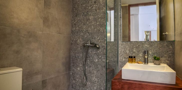 Atostogos Graikija – apsistokite viešbutyje ROXANI HOTEL