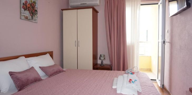 Apsistokite VILA LENA viešbutyje už gerą kainą. 