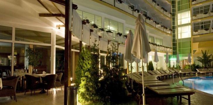 Apgyvendinimas 4* GRAND HOTEL NIRVANA
