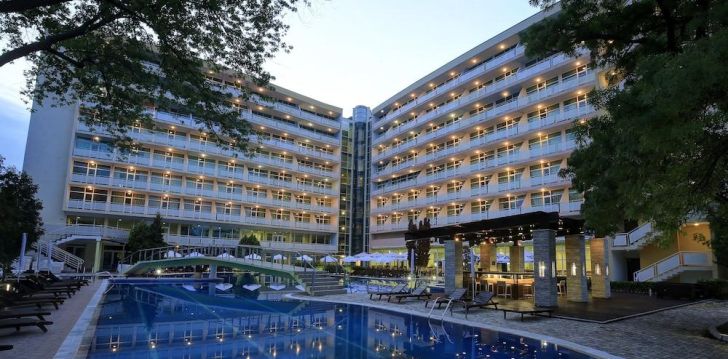Tavo atostogos prasideda viešbutyje GRAND HOTEL NIRVANA
