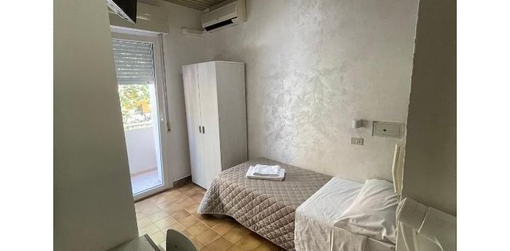 Planuoji kelionę į Italija? apsistokite 3 viešbutyje ADLER.