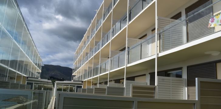 Apsistokite NEW AEGLI RESORT viešbutyje už gerą kainą.