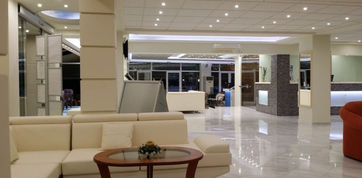 Planuoji kelionę į Graikija? apsistokite 4 viešbutyje NEW AEGLI RESORT.