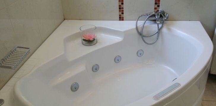 Rinkitės viešbutį NEW AEGLI RESORT kelionei į Graikija