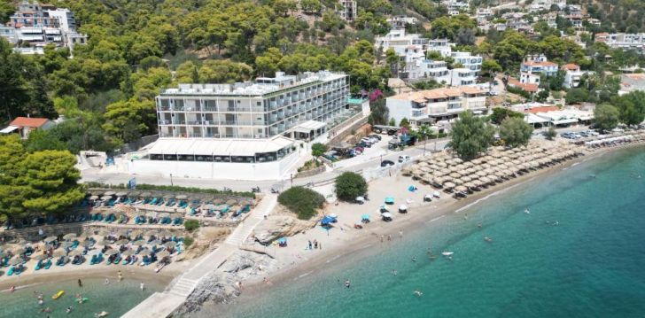 Apsistokite NEW AEGLI RESORT viešbutyje už gerą kainą. 