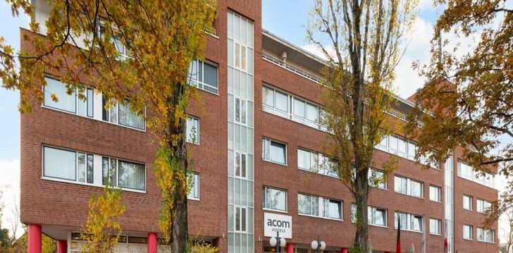 Viešbutis AZIMUT HOTEL CITY SOUTH BERLIN įsikūręs Vokietija. 
