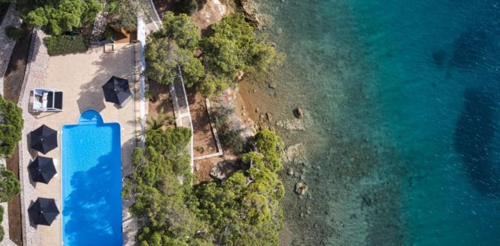 Tavo atostogos prasideda viešbutyje XENIA POROS IMAGE
