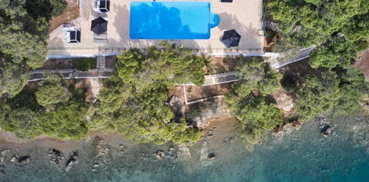 Rinkitės viešbutį XENIA POROS IMAGE kelionei į Graikija