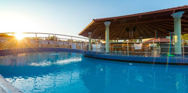 Planuoji kelionę į Graikija? apsistokite 3 viešbutyje FANTASY RESORT HOTEL.