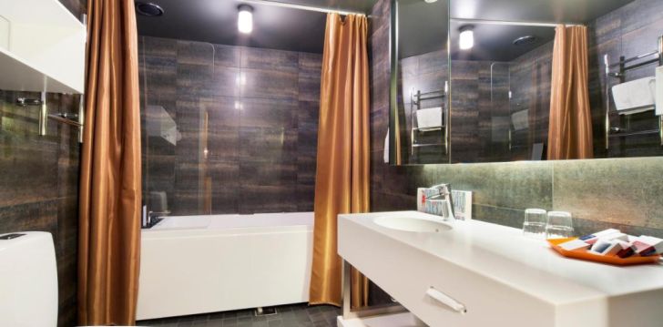 Viešbutis ORIGINAL SOKOS HOTEL VAAKUNA ROVANIEMI įsikūręs Suomija. 