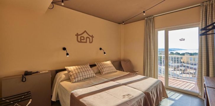 Viešbutis TENT PALMANOVA įsikūręs Ispanija.